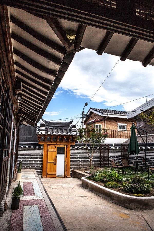 Bonghwangjae Hanok Guesthouse Gongju Bagian luar foto