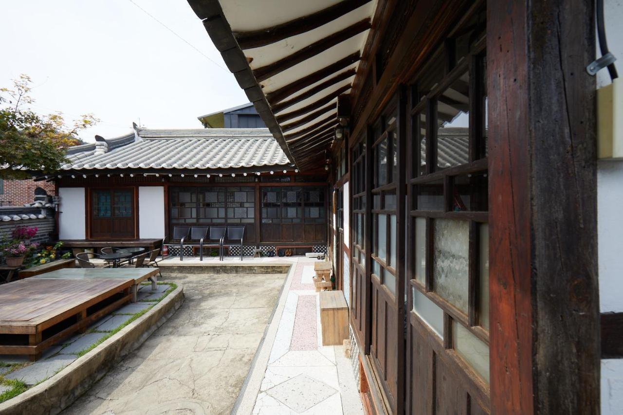 Bonghwangjae Hanok Guesthouse Gongju Bagian luar foto