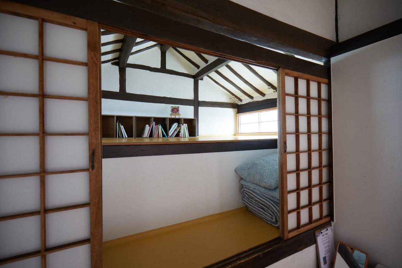 Bonghwangjae Hanok Guesthouse Gongju Bagian luar foto
