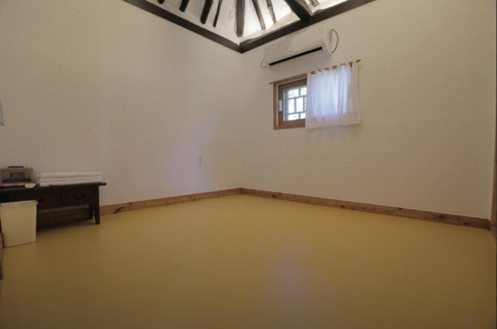 Bonghwangjae Hanok Guesthouse Gongju Bagian luar foto